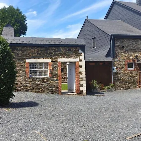 Semesterbostad La Ferme Oubliee